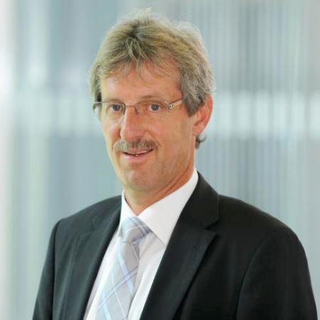 "Prof. Dr. Gert Heinrich"