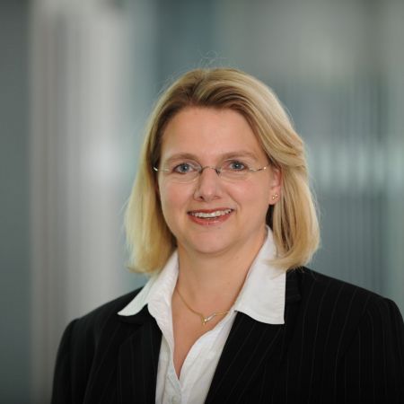 "Prof. Dr. Anette Renz"