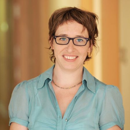 "Prof. Dr. Rahel Gugel"