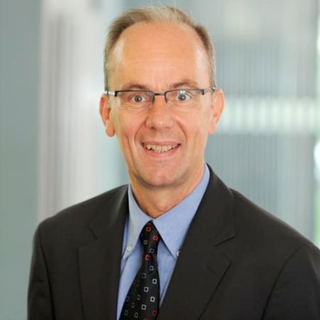 "Prof. Dr. Ulrich Kotthaus"