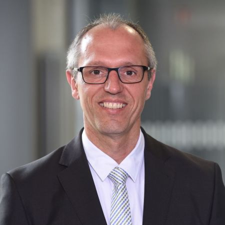 "Prof. Jürgen Bleicher"