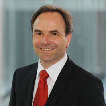 "Prof. Dr. Marcus Vögtle"