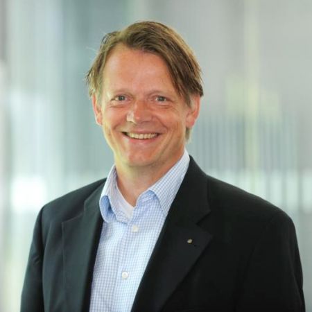 "Prof. Dr. Markus Cordes"